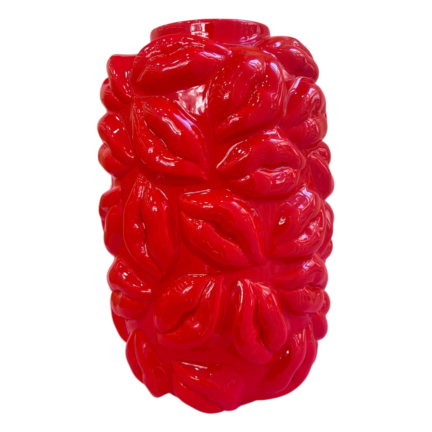 Vase with kisses