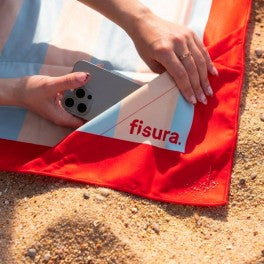 Fisura Beach Towel
