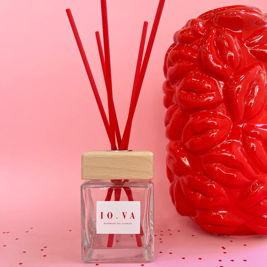 Reed diffuser Love